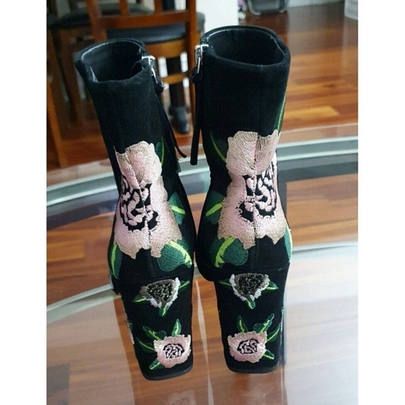 Rebecca Minkoff Embroidered Booty Sze 9,5 - Picture 7 of 13